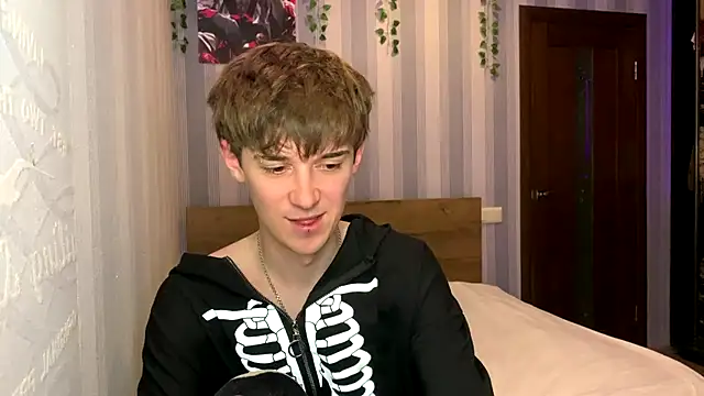 Sweet_Dude Live XXX Chat