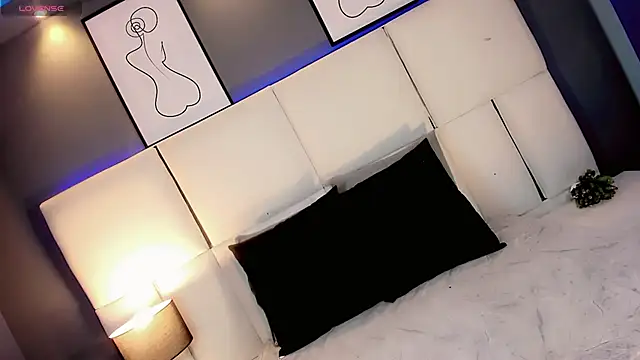 Kornylovee Chat XXX in diretta