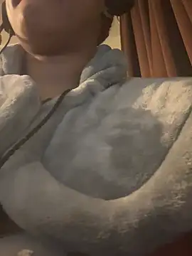 nickytheehawtie's Live XXX Chat