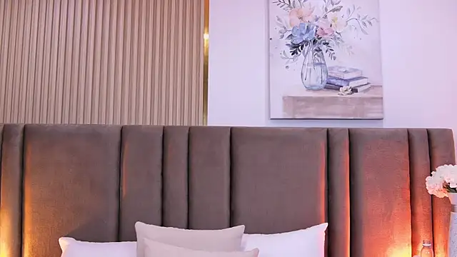 Chat +18 de SaraLugo ao vivo