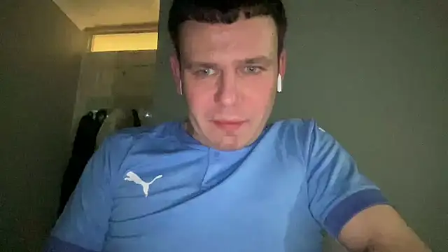 Show modela GotItGoin na web-kameri