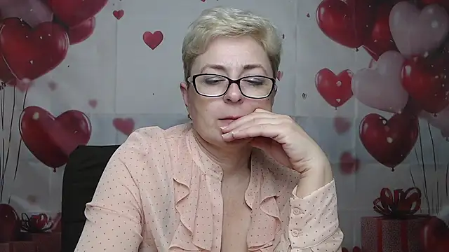 Chatroom XXX en direct de EmiliaGree