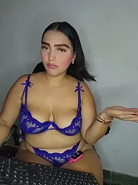 Mia_em Pertunjukan Webcam