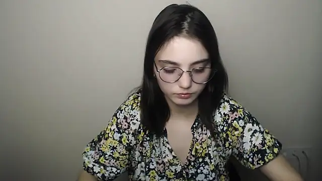 Sun_Shine__ Chat XXX live