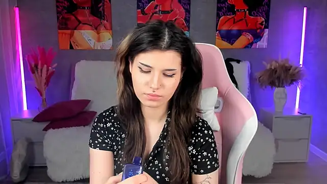 AnoraDark's Live XXX Chat