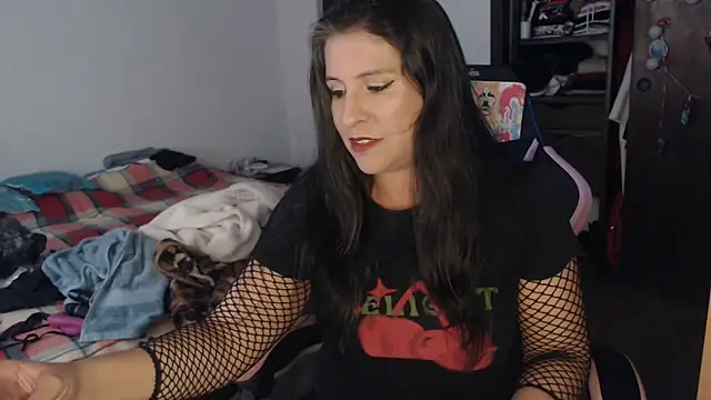 Онлайн чат XXX LucifernandaSw