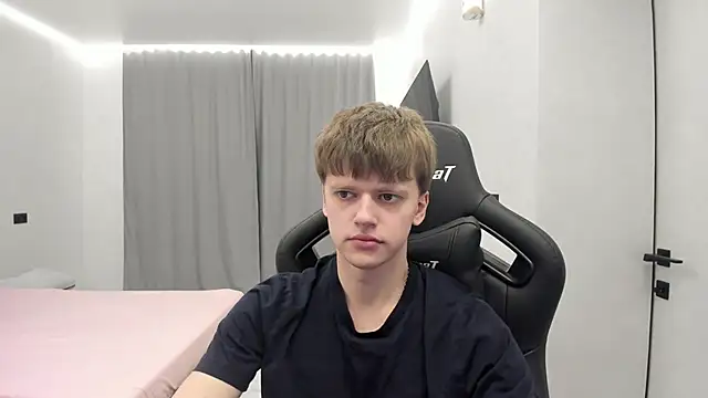 bonekoambalabu's Live XXX Chat