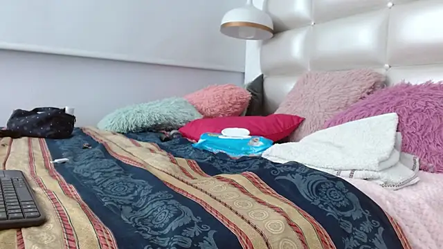 XXX chat uživo modela Nezzukoo