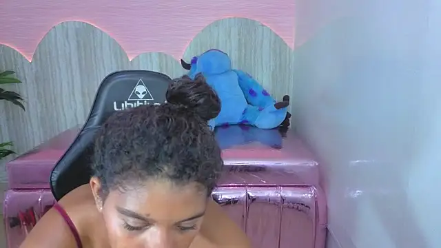 marian_lacutir_t Adlı Modelin Web Kamerası Şovu