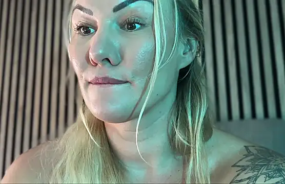 Czat XXX na żywo – NastyMilf_