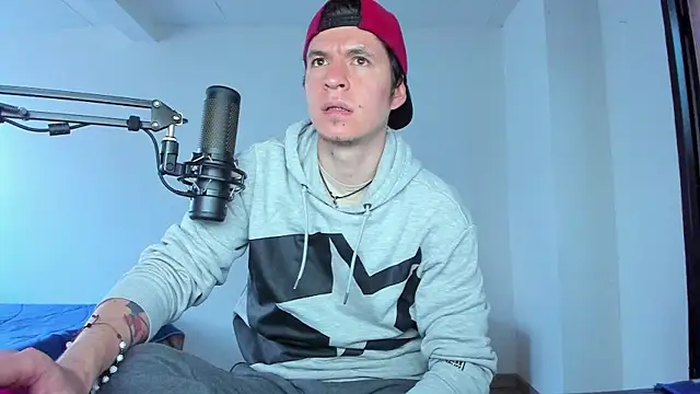 แชท XXX สดของ Headhunterdz