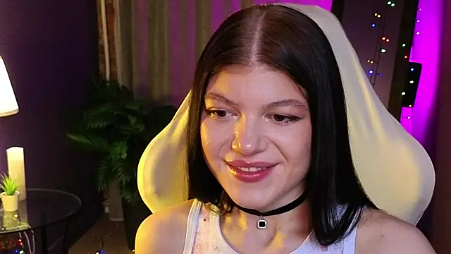 Softeach's Live XXX Chat