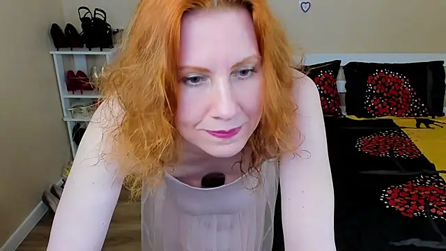 แชท XXX สดของ FoxySophia