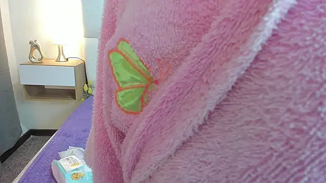 mask_red_girl Live XXX Chat