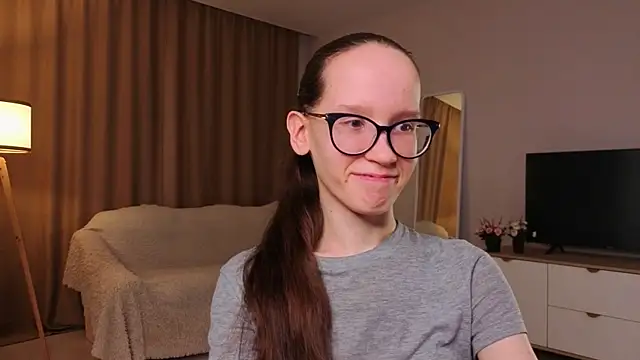 Chatroom XXX en direct de BettyBrowni