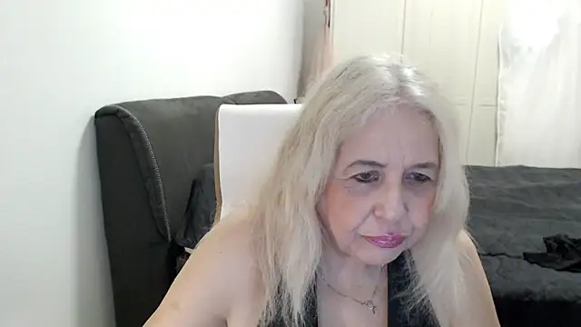 SusiLifeXXX Adlı Modelin Canlı XXX Sohbeti