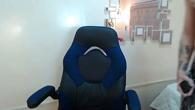 AmethystShadow17のウェブカメラショー