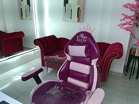 XXX chat uživo modela Emily_andrews