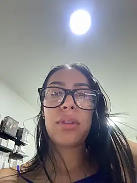 Chat +18 de pregnant_sofii18 ao vivo