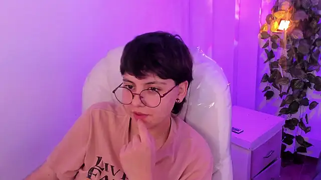 Chat +18 de Nathaly_ds ao vivo