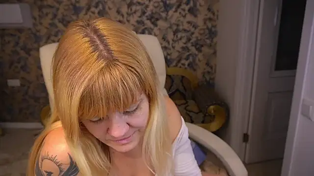 BellaLaPetit Live XXX-chat