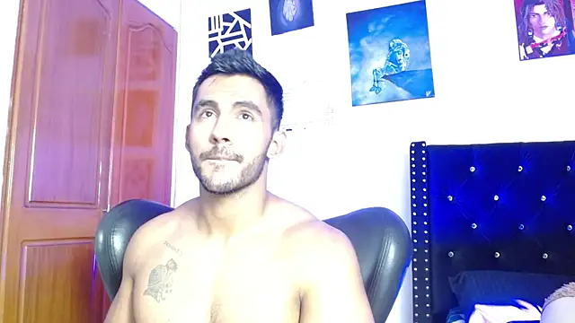 Show modela romanpearce_ na web-kameri