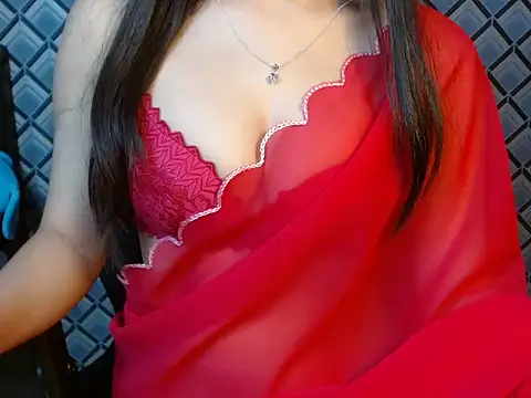 Evahhh4u Adlı Modelin Canlı XXX Sohbeti