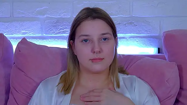 TinnaBurton's Live XXX Chat