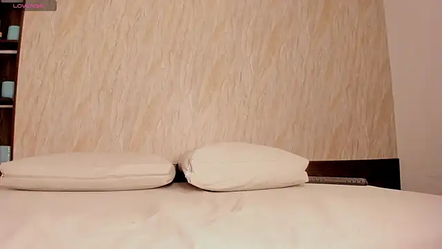 ayla_velt's Live XXX Chat