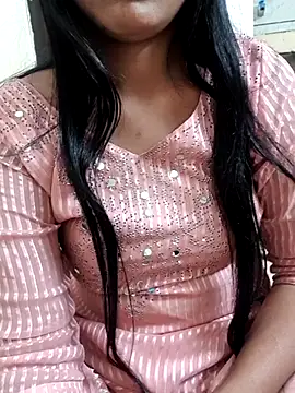 Your_Alina6 Adlı Modelin Canlı XXX Sohbeti