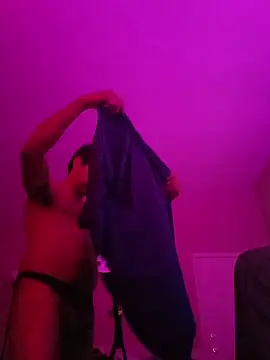 _Ramone666 Adlı Modelin Canlı XXX Sohbeti