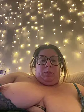 JasmineGlow7 Adlı Modelin Canlı XXX Sohbeti