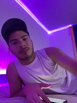 ApoloGray__: вебкам-шоу