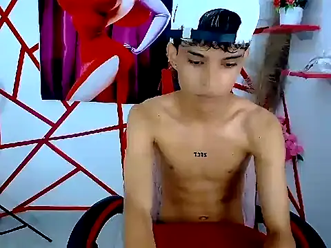 chris_evans77 Chat XXX in diretta