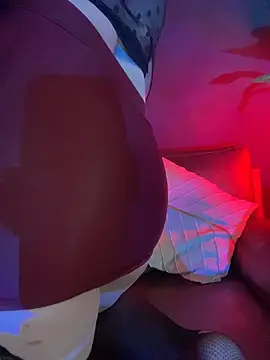 EvangelineLove_ Adlı Modelin Canlı XXX Sohbeti