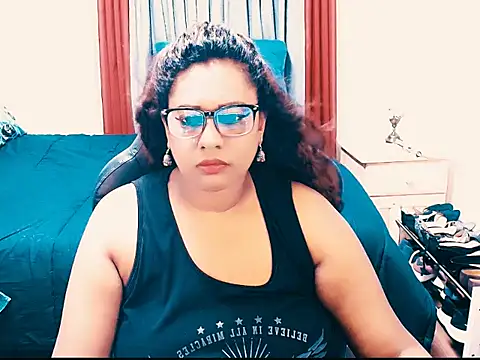 Chat XXX en directo de Indianlust69