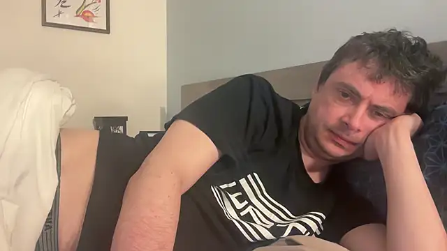 freddy0222222 在線直播表演