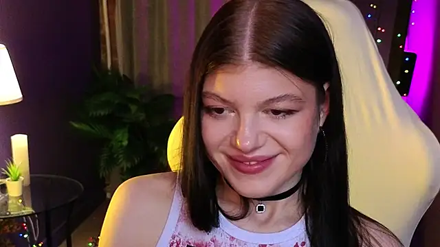 Softeach's Live XXX Chat