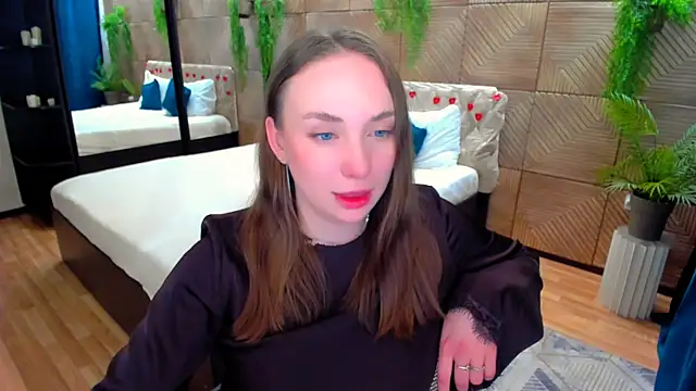 TrueReincarnation Live XXX Chat