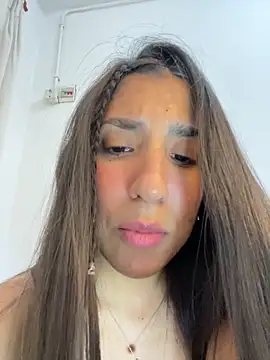 MaddyX__'s Webcam Show