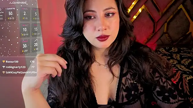 LuvienneのライブXXXチャット