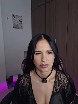 Chat +18 de heyshaa ao vivo