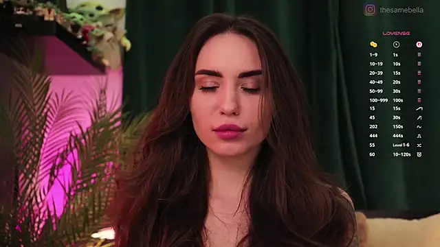 -BabyYoda's Live XXX Chat