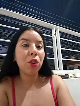 Chat +18 de royalgirls_x ao vivo