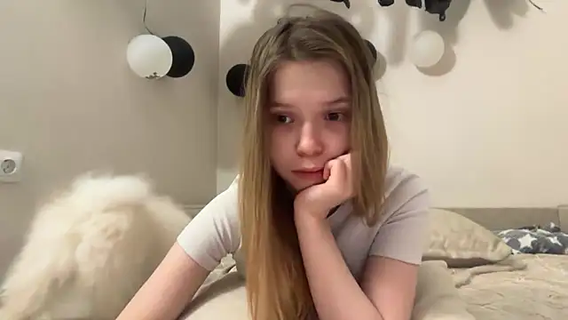 Chat +18 de CandysRose ao vivo