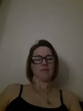 Chat +18 de LanaOlbenst ao vivo