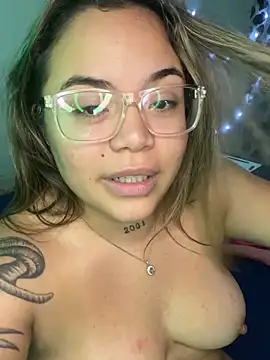 Chat XXX ao vivo de Lindalatina2001