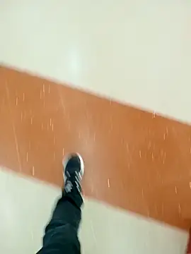 Pokazy przed kamerką – Damiianm