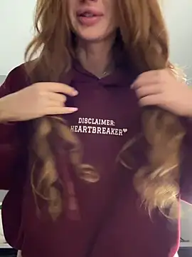 Chat +18 de SerenaWest_ ao vivo