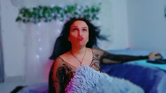 Chat +18 de dalia_milf_co ao vivo